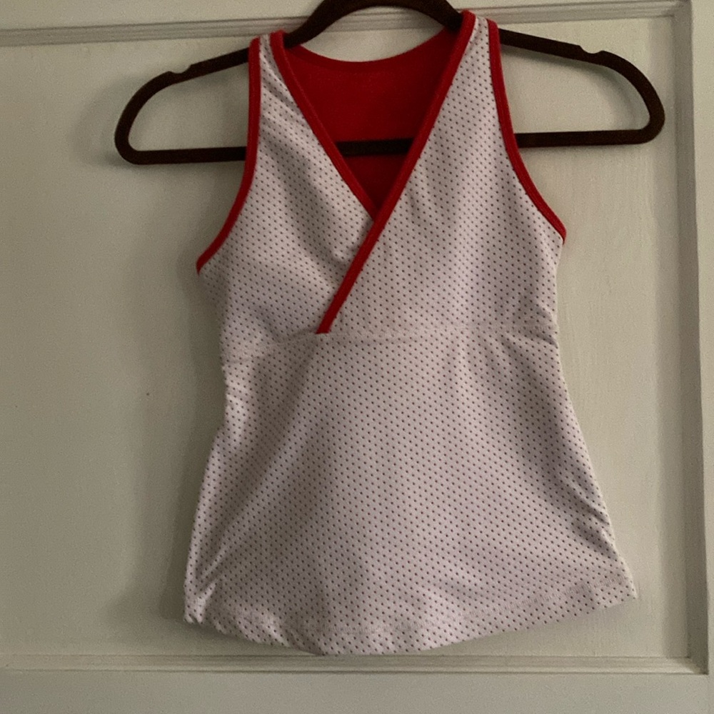 Lululemon top - size 4